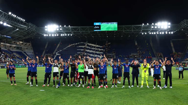 saluto ai tifosi-XXVII TROFEO BORTOLOTTI Atalanta-Athletic Club-0546
