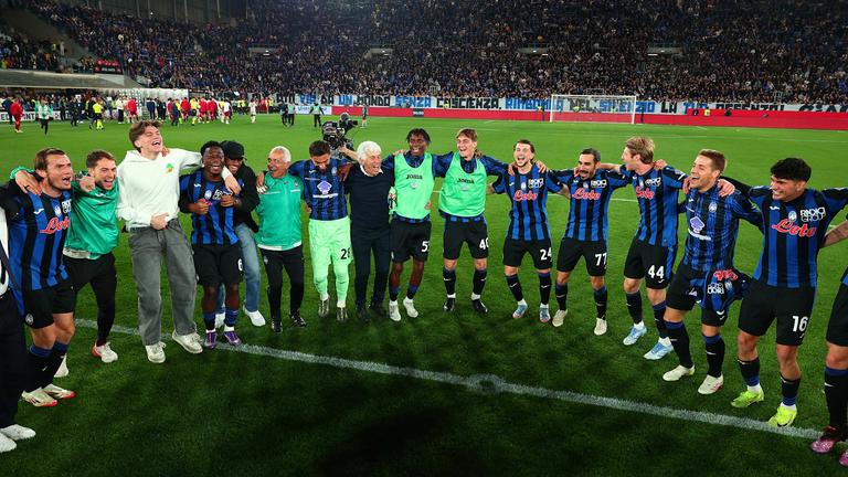 festa a fine partita-Serie A Enilive 2024-25 giornata 36 Atalanta-Roma_0163