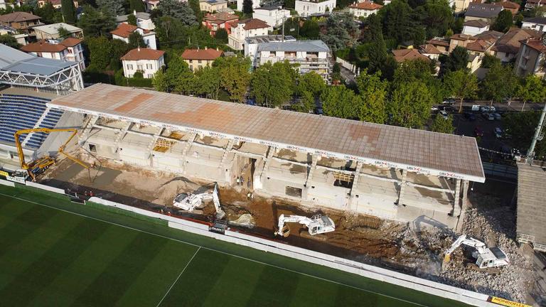 Gewiss Stadium i lavori alla Tribuna UBI Banca dall’alto