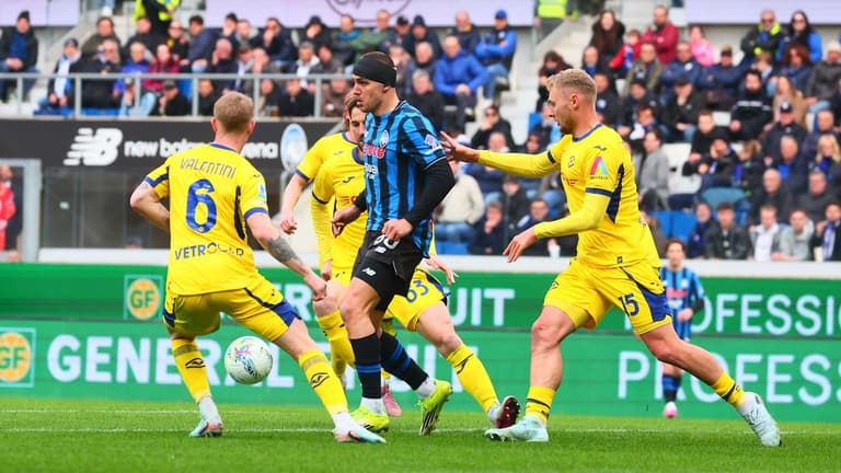 krstovic nikola-Serie A Enilive 25-26 Atalanta-Verona2386