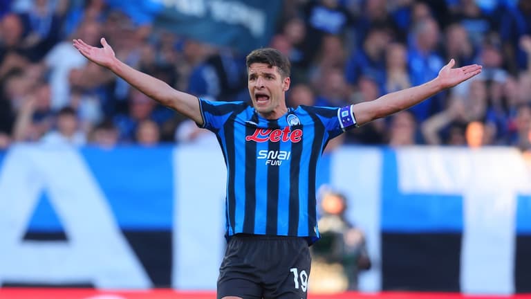 djimsiti berat-Serie A Enilive 25-26 Atalanta-Bologna-0043