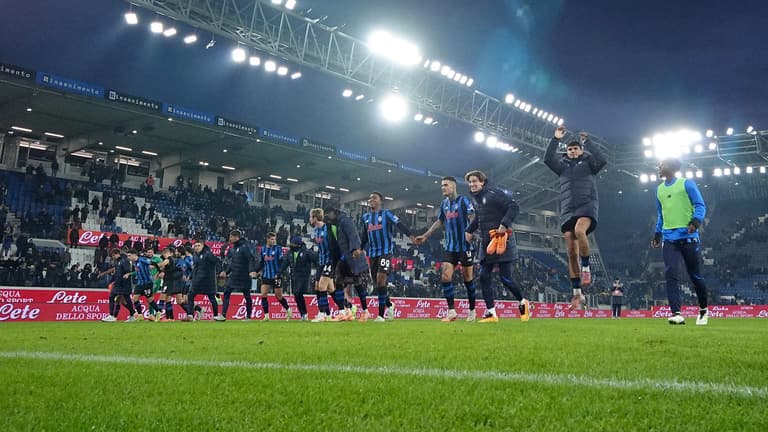 saluto ai tifosi-Coppa Italia Frecciarossa 2025-26 Ottavi Atalanta-Genoa-0009