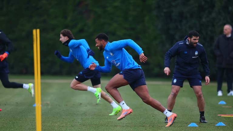 training-UCL League Phase MD7 Training-0251