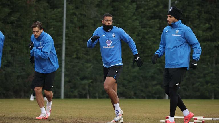 hien-during MD-1 UCL training Atalanta vs Sturm Graz_0021