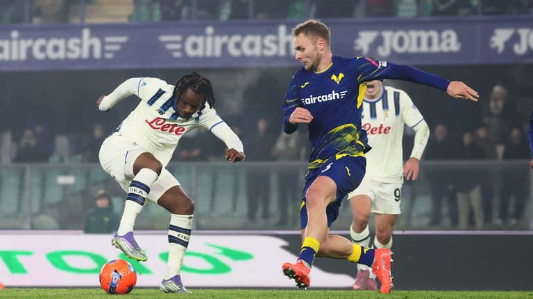 lookman ademola-Serie A Enilive 25-26 Verona-Atalanta-0018