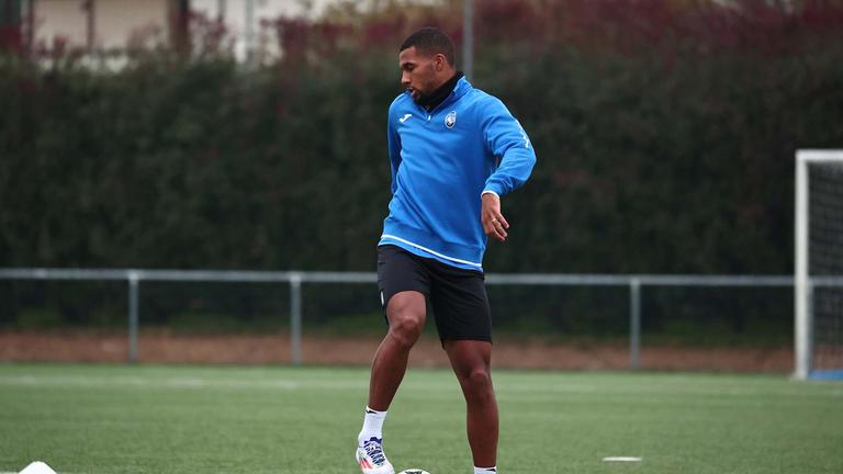 hien-during UCL MD5 Young Boys - Atalanta training-0050