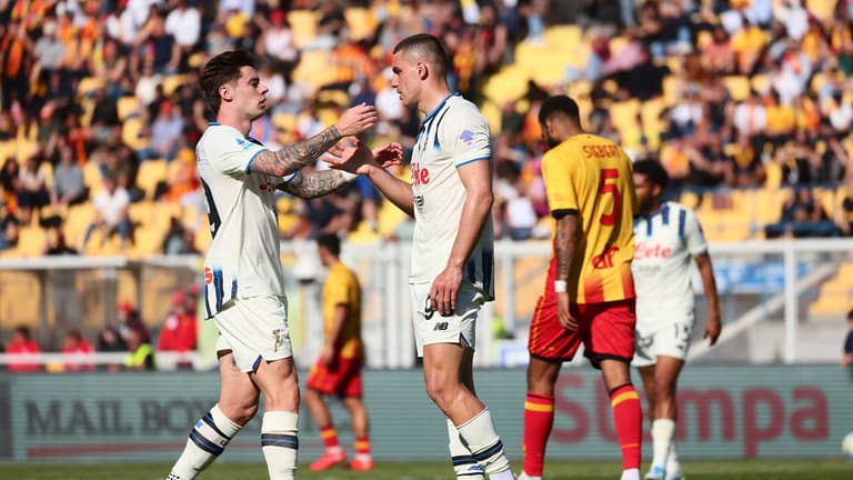 krstovic nikola zalewski nicola-Serie A Enilive 25-26 Lecce - Atalanta-2192