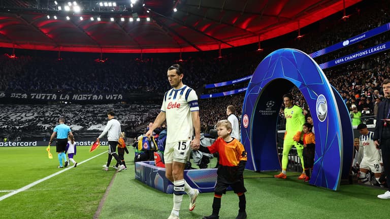 de roon marten-UCL League Phase MD5 Eintracht Frankfurt vs Atalanta-0002