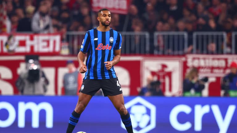 hien isak-UCL R16 2nd leg Bayern Munchen-Atalanta-1036