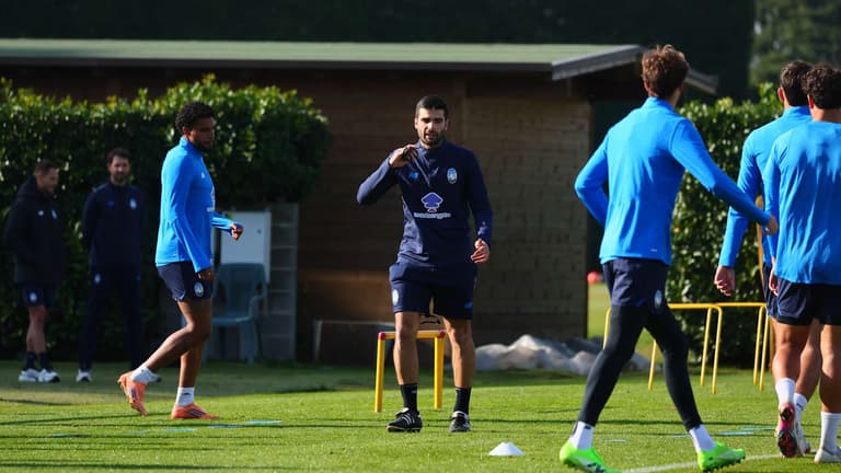 Raffaele Palladino Head Coach-Atalanta training session--1370