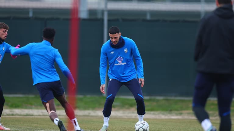 training-UCL League Phase MD7 Training-0182