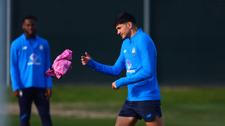 TRAINING-UCL R16  Training-0394