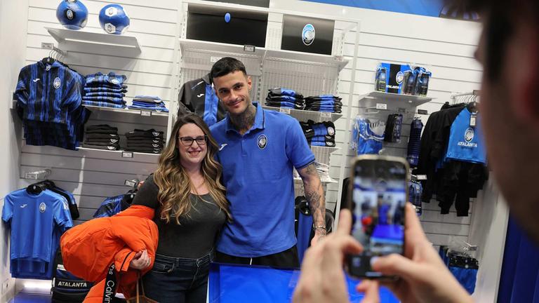 Gianluca Scamacca Meet&Greet presso Atalanta Store Bergamo Centro-0051