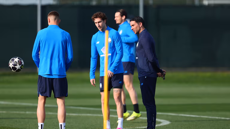 TRAINING-UCL R16  Training-0371