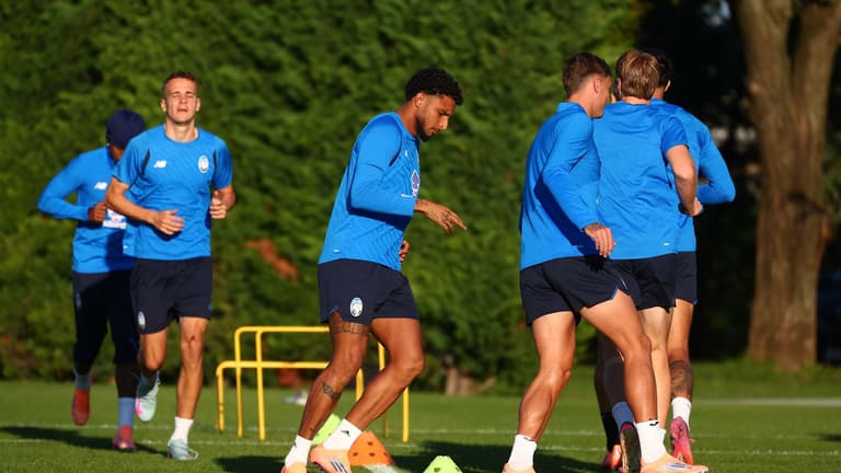 ederson-UCL League Phase MD2 Training0263