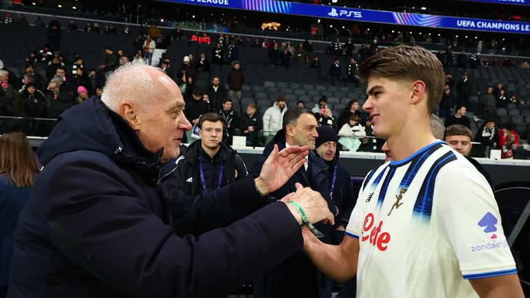 antonio percassi e de ketelaere charles-UCL League Phase MD5 Eintracht Frankfurt vs Atalanta-0127