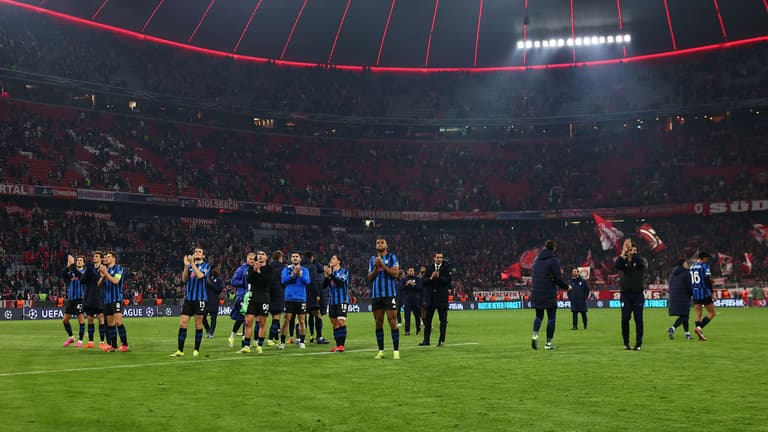 saluto ai tifosi-UCL R16 2nd leg Bayern Munchen-Atalanta-1069