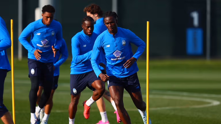 TRAINING-UCL R16  Training-0420