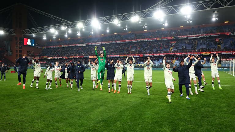 saluto fine partita-Serie A Enilive 25-26 Genoa-Atalanta-0342