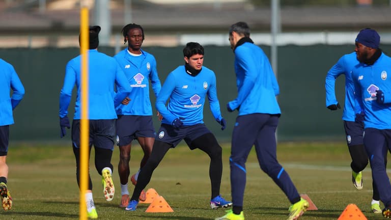 UCL League Phase MD8 Training0467