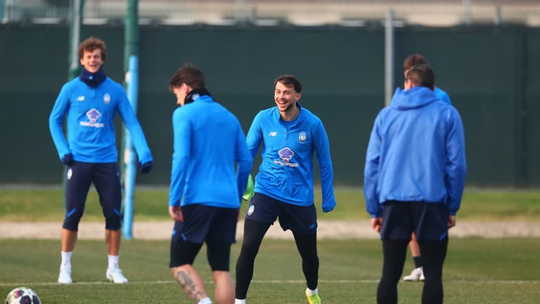 samardzic lazar-UCL KO Play-offs Training-0295