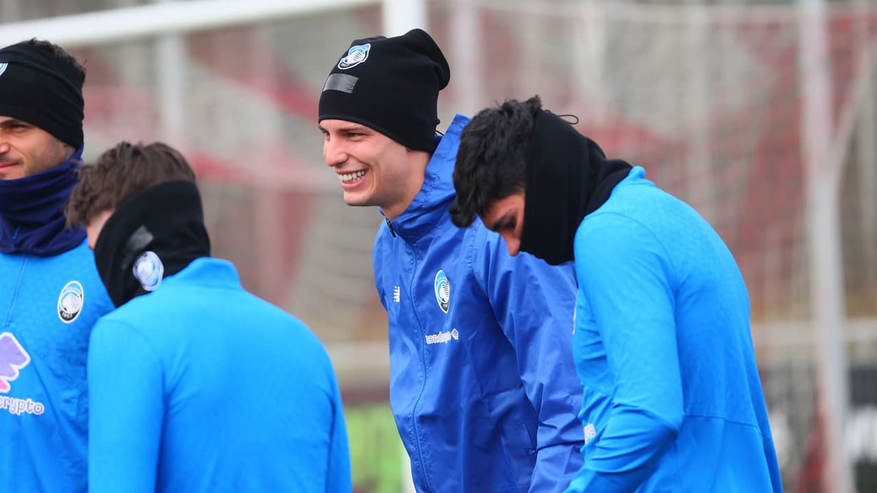 Allenamento mattutino in vista del match con l’Hellas Verona