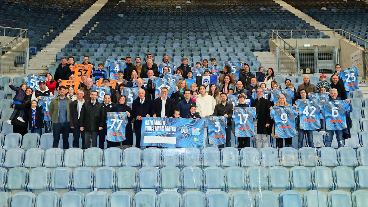 L'evento di consegna delle maglie del Christmas Match 2025 e della beneficenza