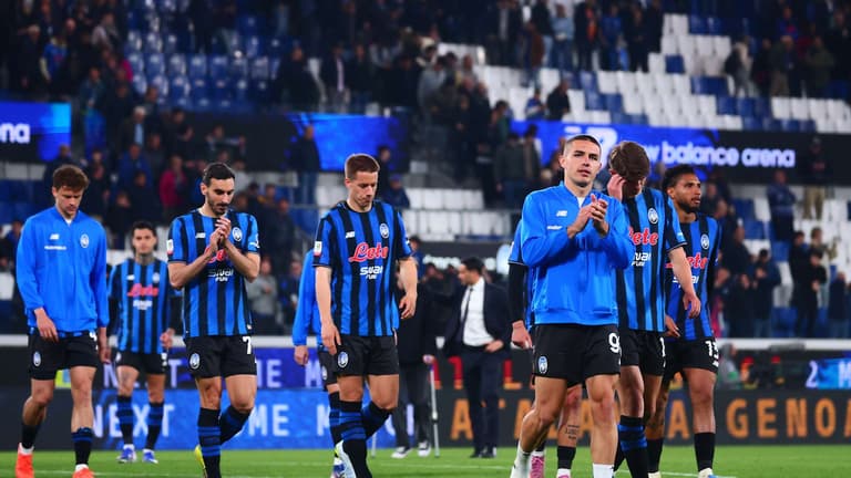 saluto ai tifosi-Coppa Italia Frecciarossa 2025-26 Semifinale Atalanta-Atalanta-0235