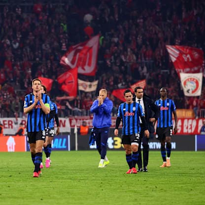 saluto ai tifosi-UCL R16 2nd leg Bayern Munchen-Atalanta-1017