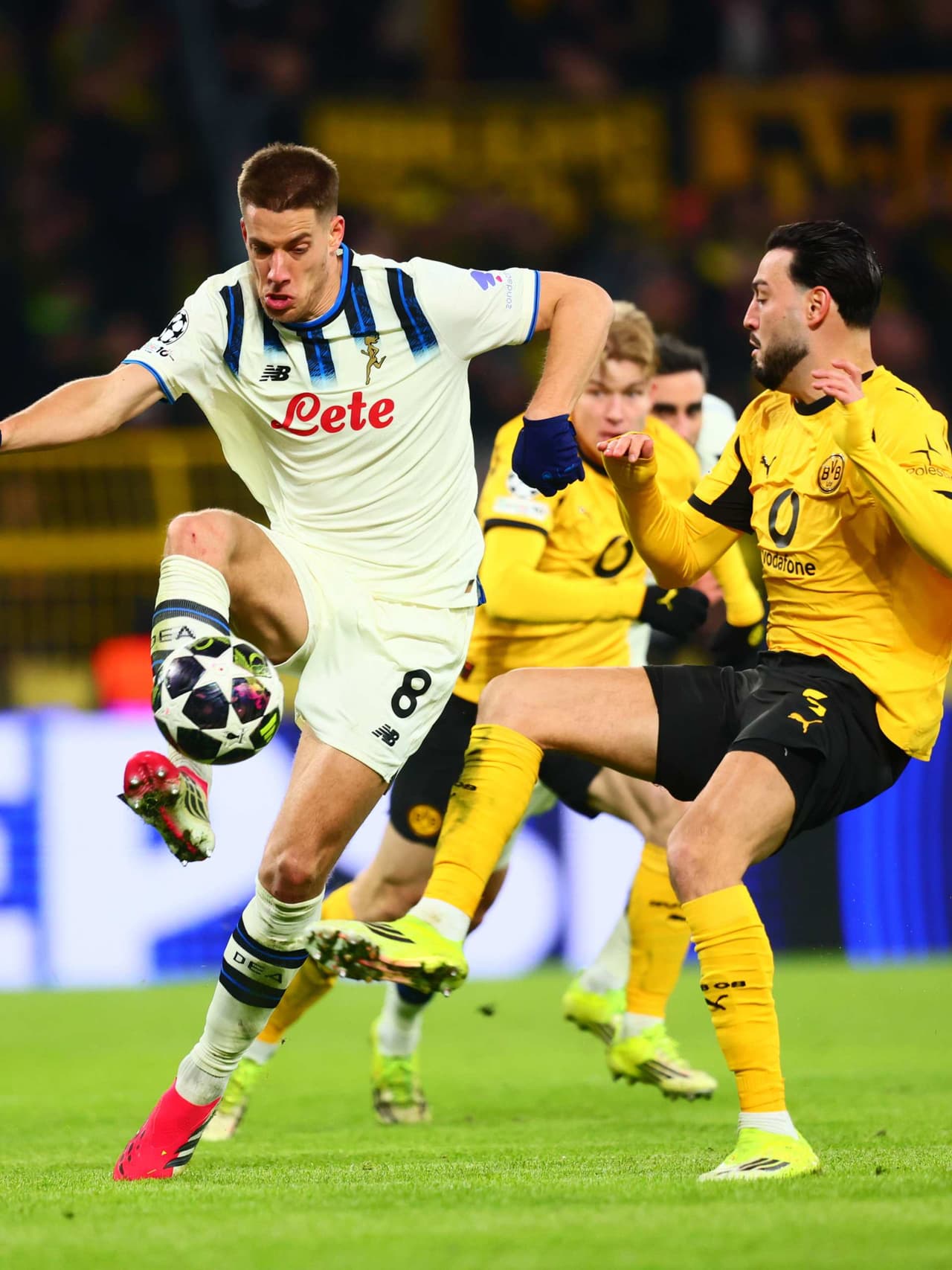 Al Borussia Dortmund il primo round dei playoff