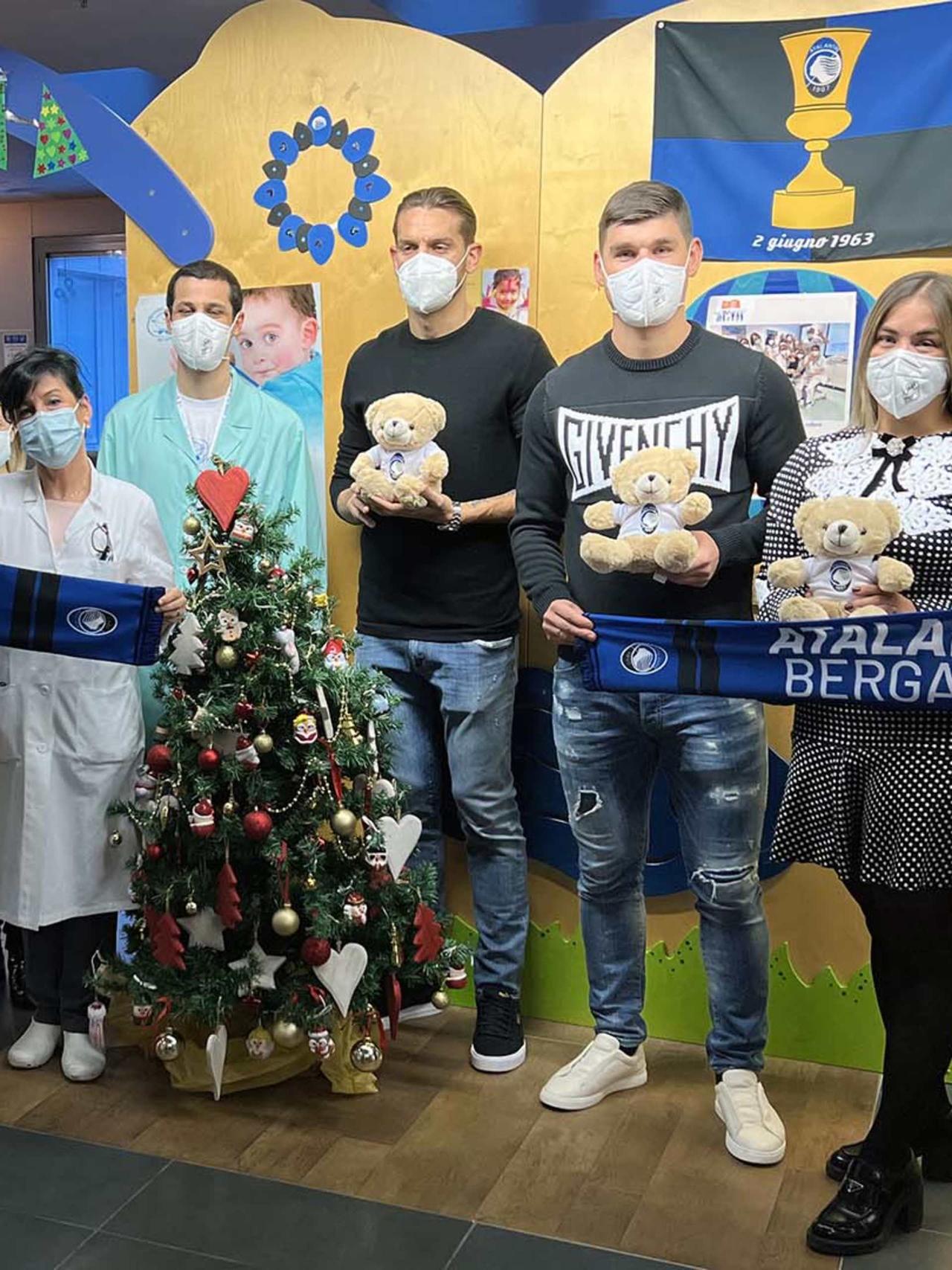 Toloi e Malinovskyi in Pediatria a Bergamo