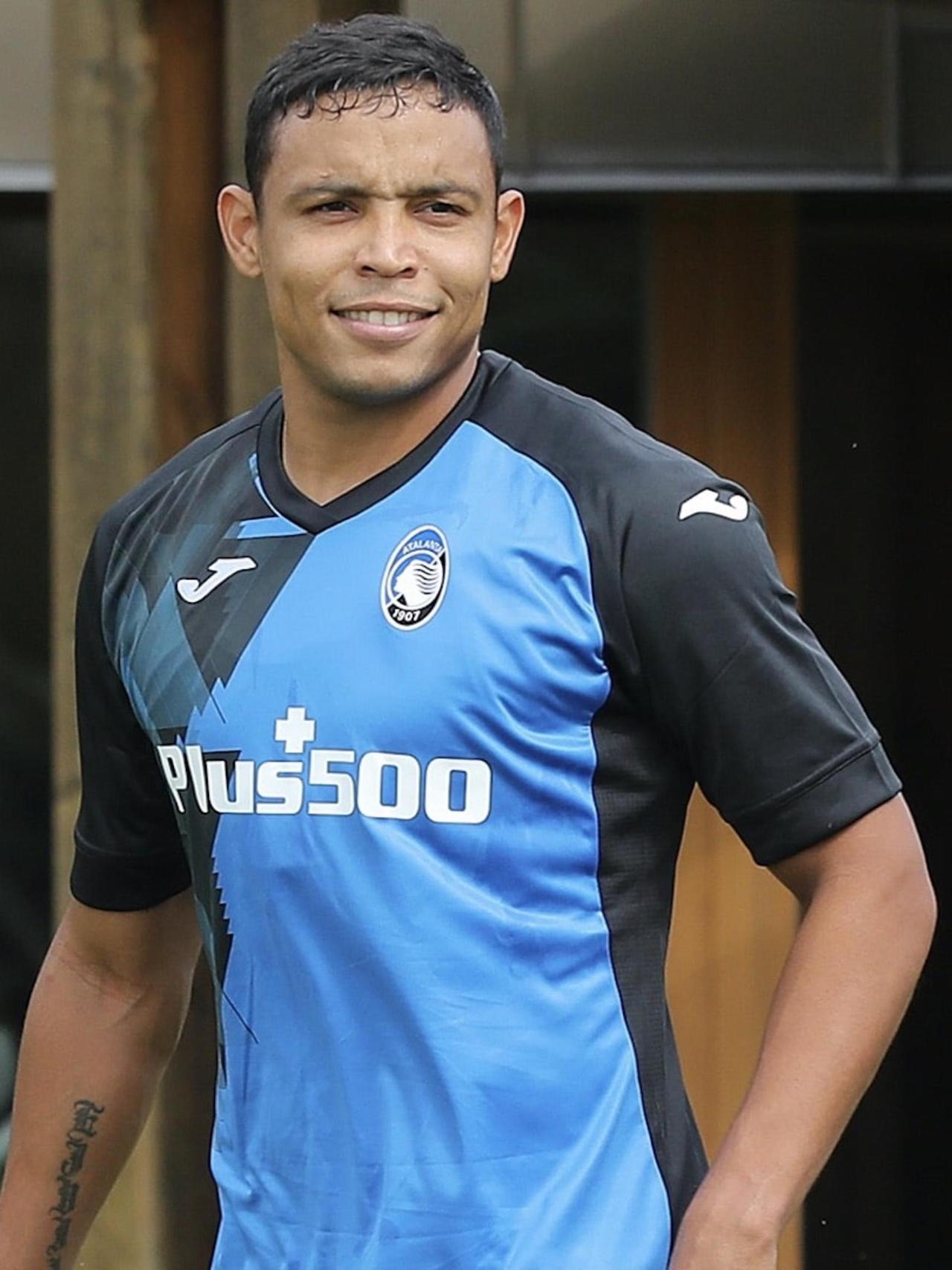 Double session & two internationals’ return