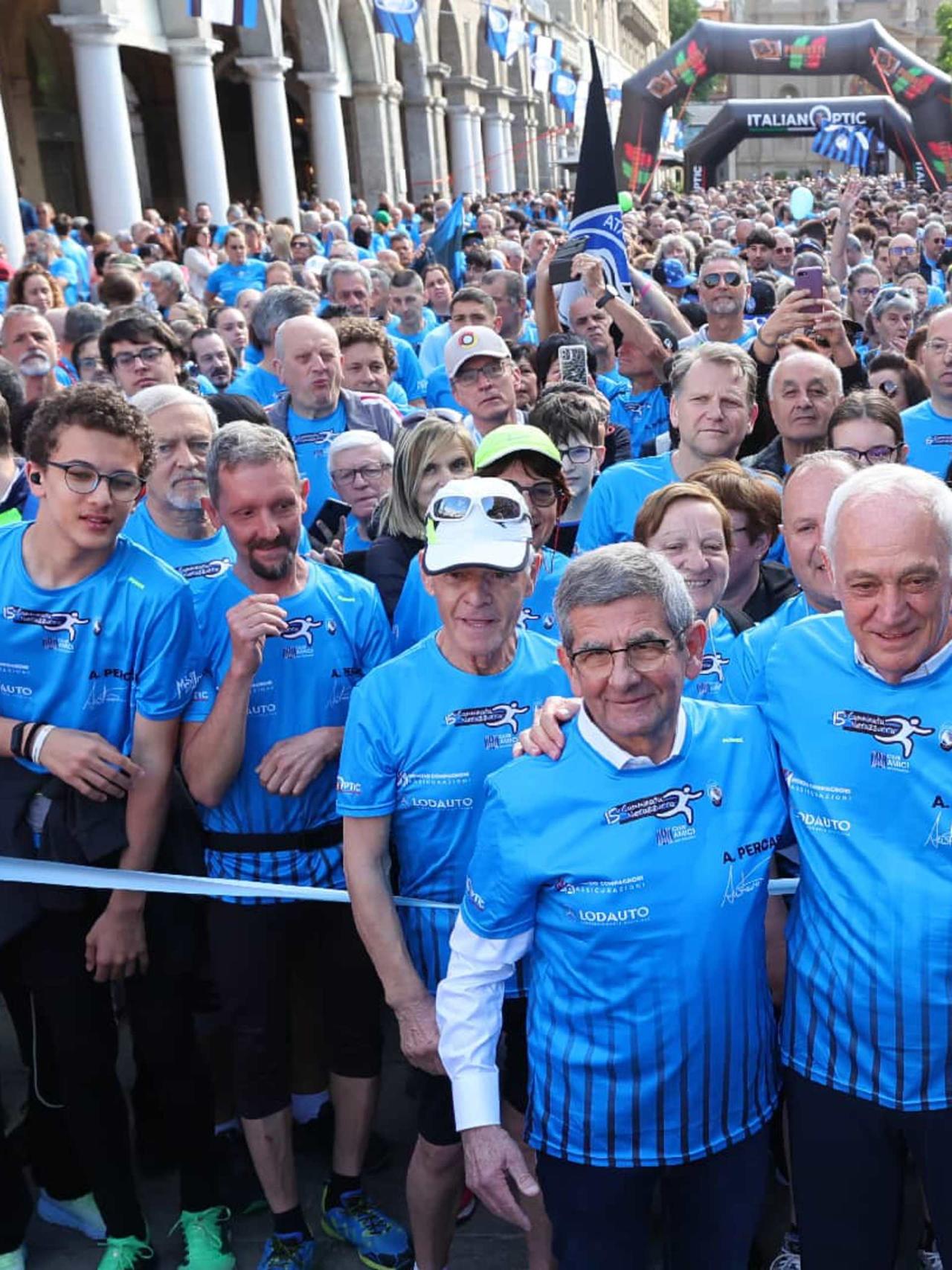 Il Presidente Percassi al via della 15ª Camminata Nerazzurra