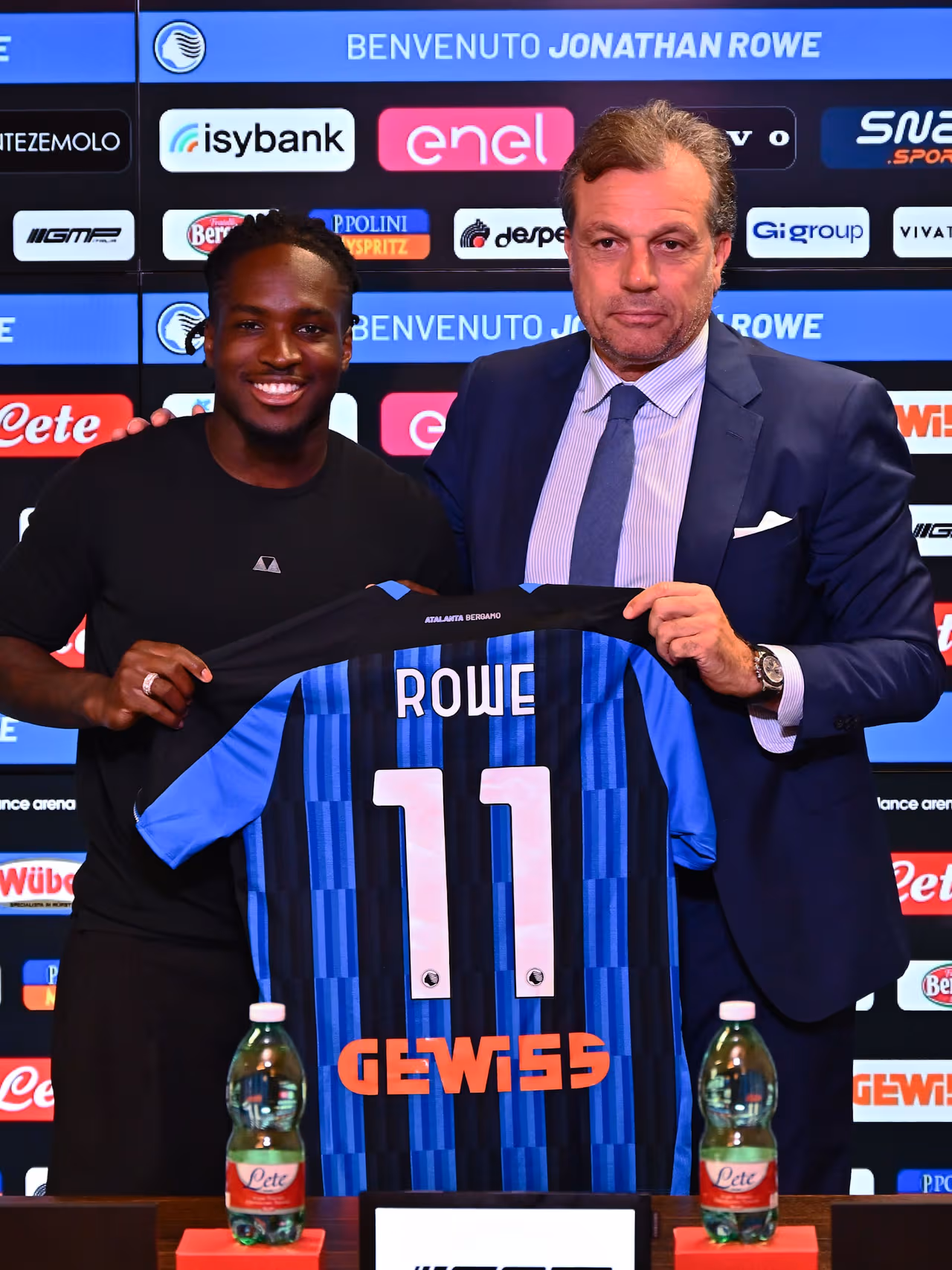 La presentazione ufficiale di Jonathan Rowe