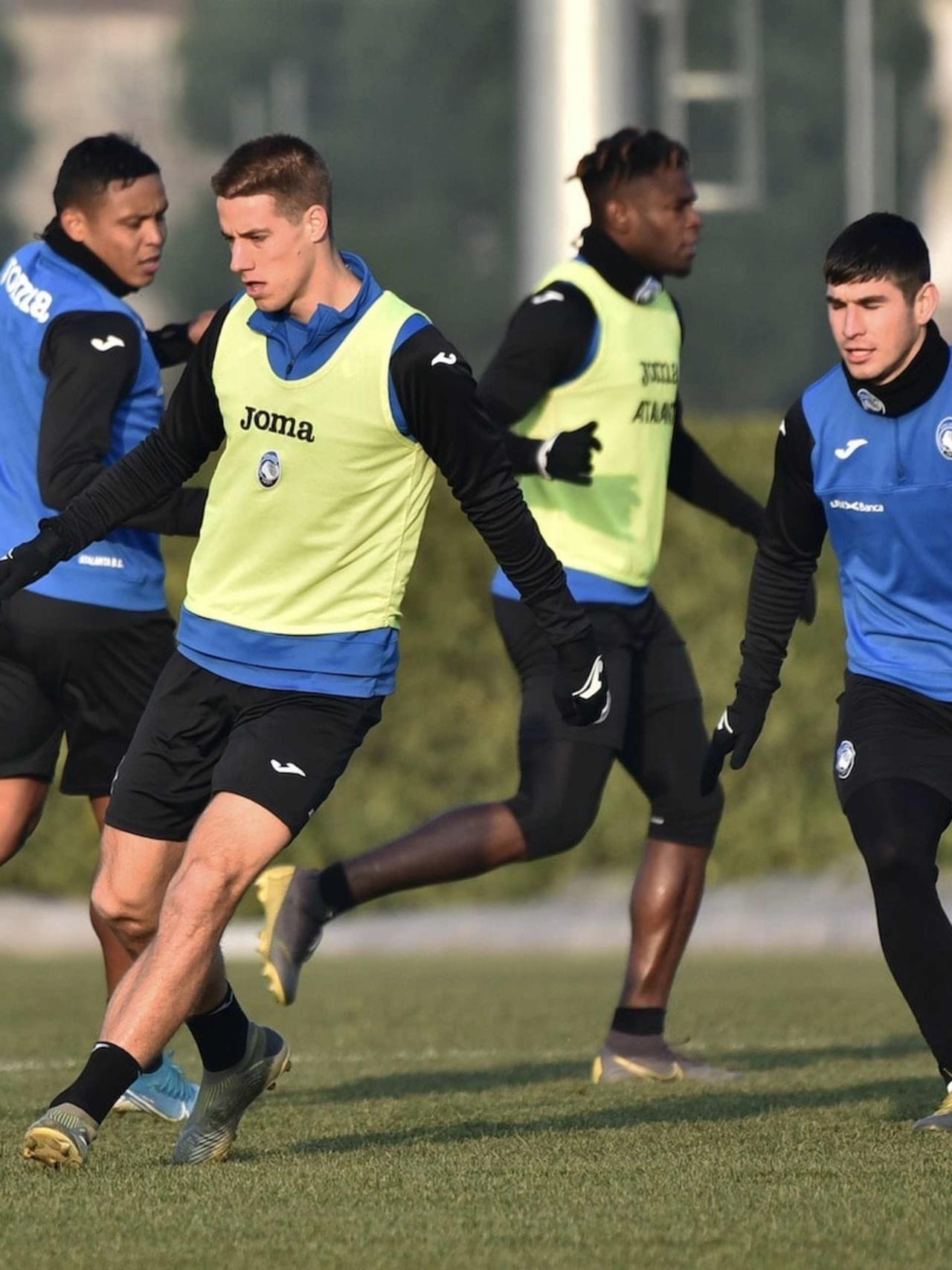 Verso il Sassuolo, allenamento al mattino