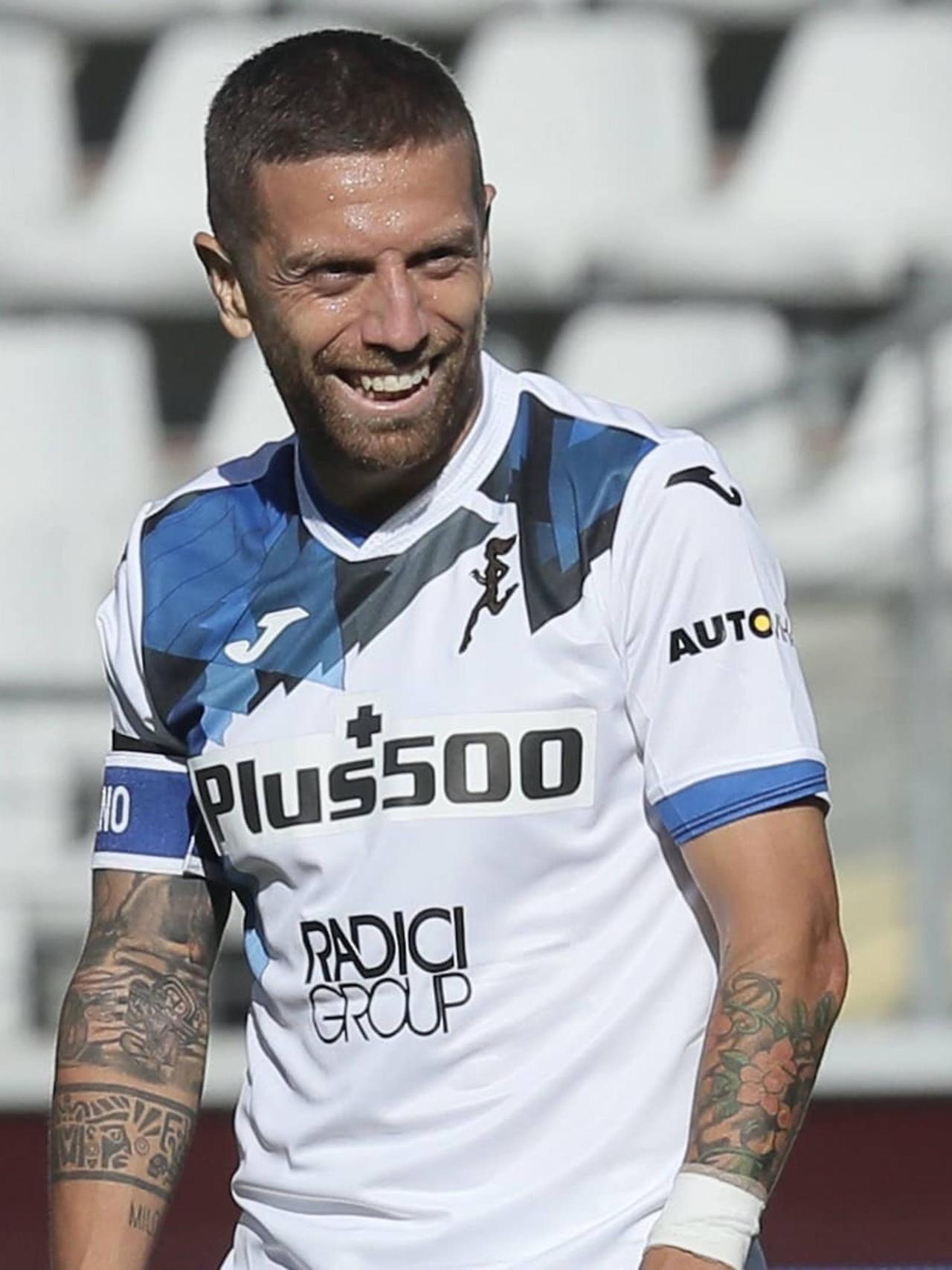 Gomez: 100 gol tra i prof e 200 gare in A