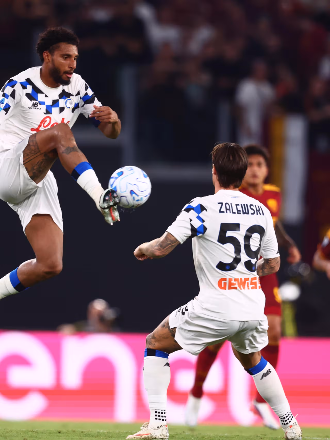 All'Olimpico partita decisa nel finale, non basta il gol di Éderson