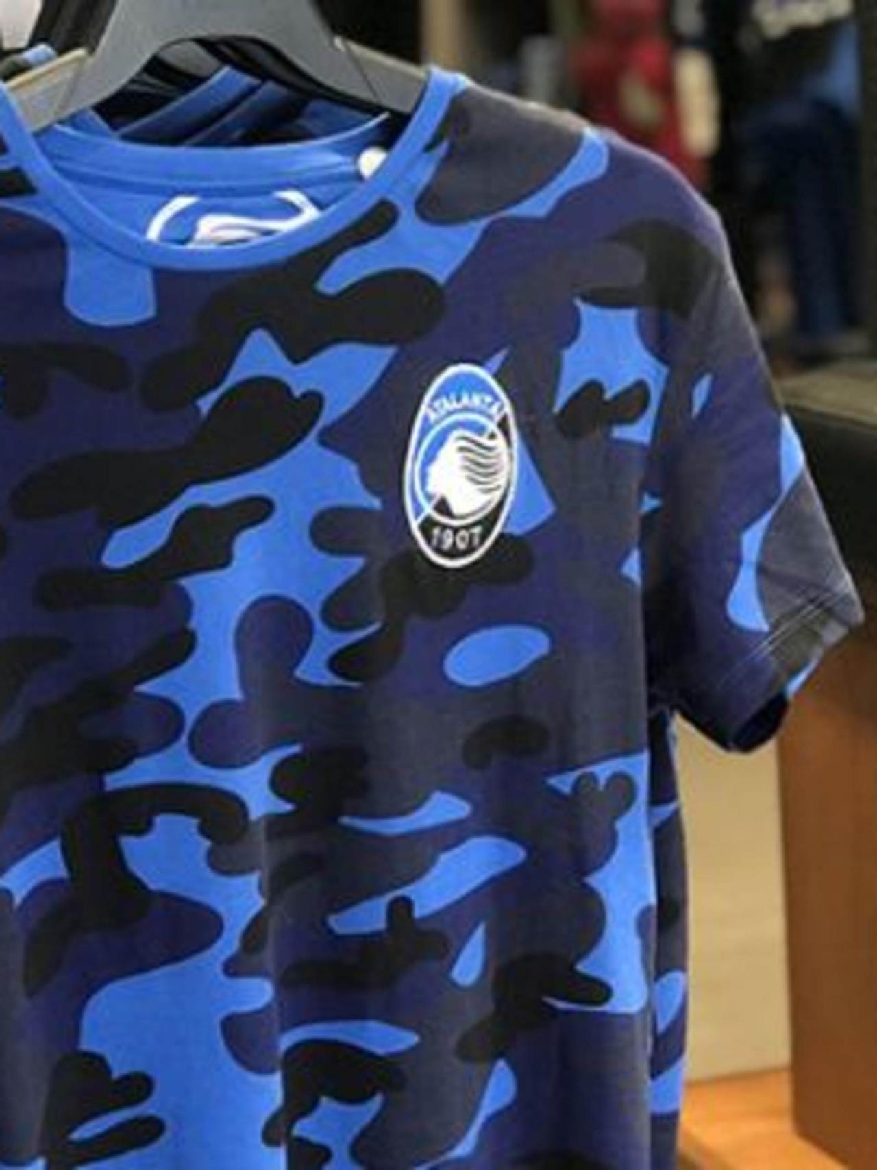 T-shirt omaggio agli abbonati 2017/18