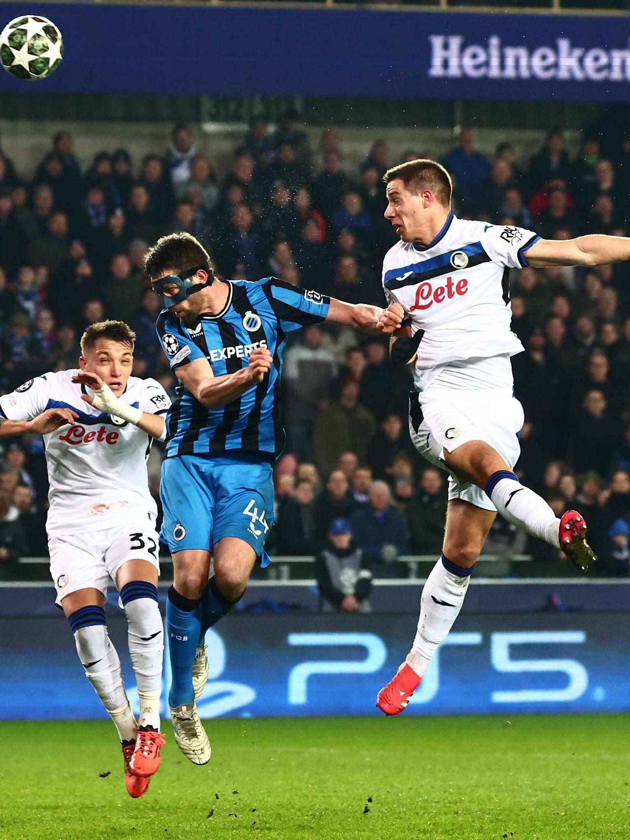 A Bruges finisce 2-1 l'andata dei playoff di Champions