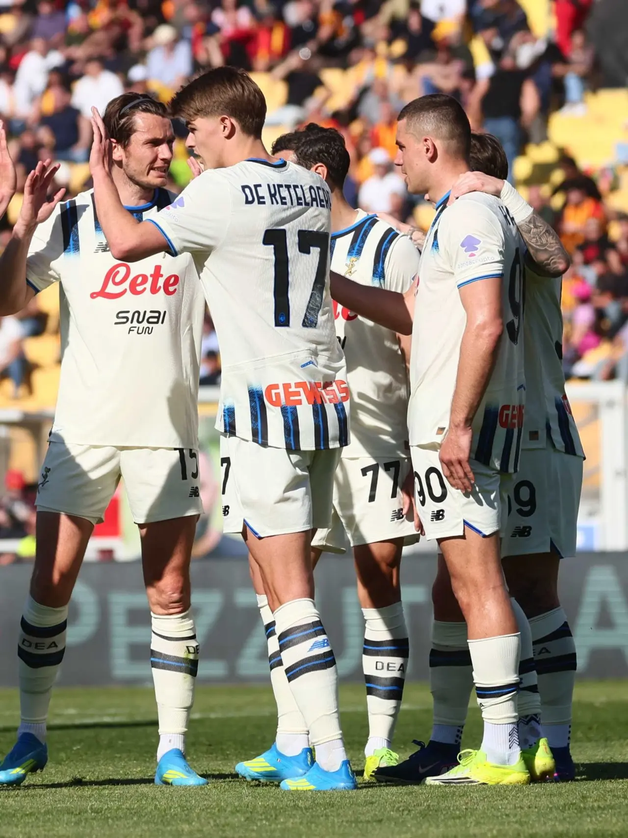 Il rush finale inizia con un 3-0 a Lecce