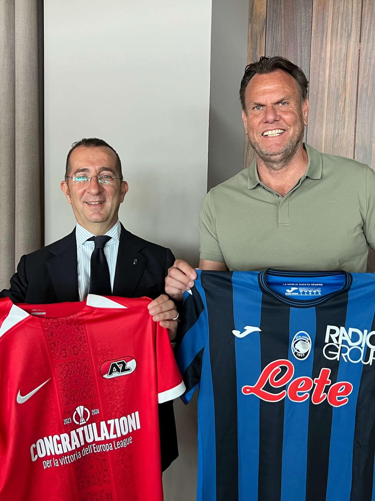 Fair-play prima di AZ Alkmaar-Atalanta