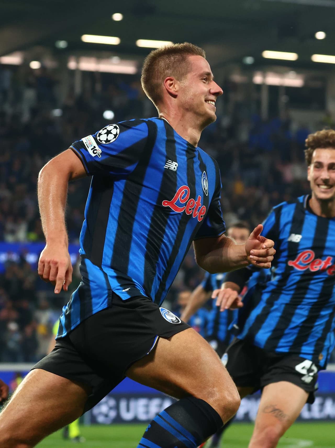 Samardžić e Pašalić ribaltano il Club Brugge