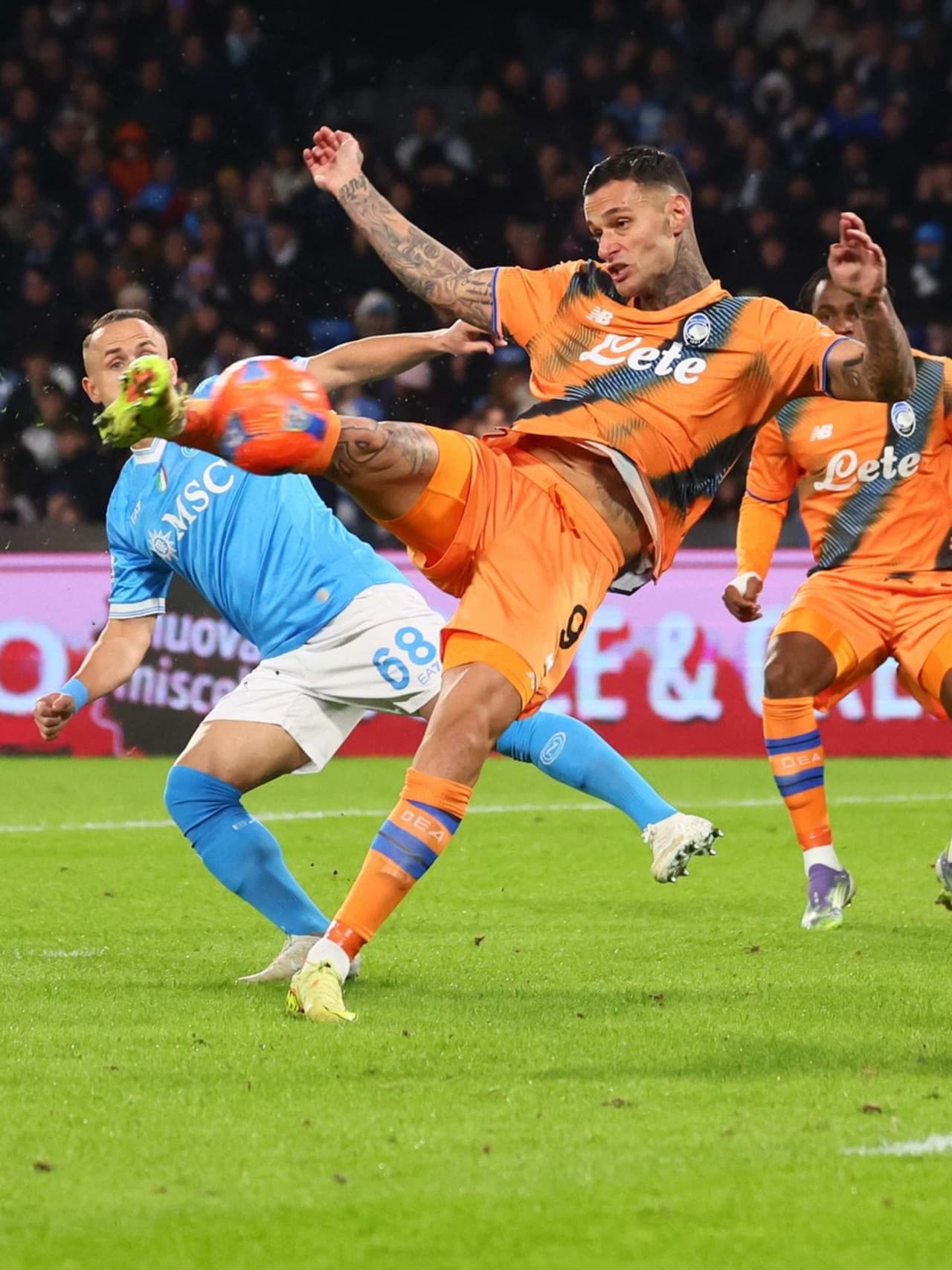 Nonostante un bel secondo tempo, i tre punti vanno al Napoli