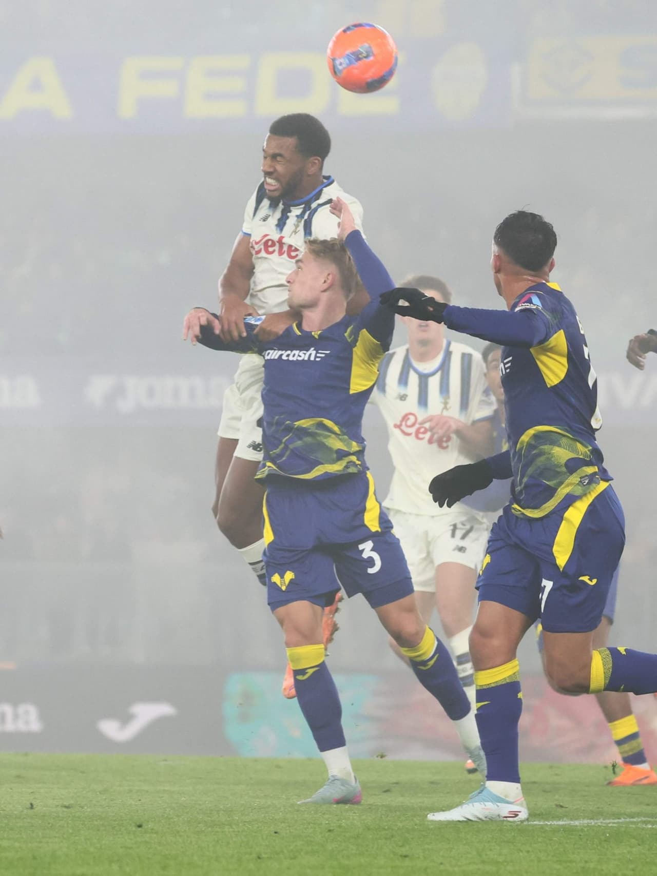 Al Bentegodi a segno Scamacca, ma i tre punti vanno all'Hellas Verona