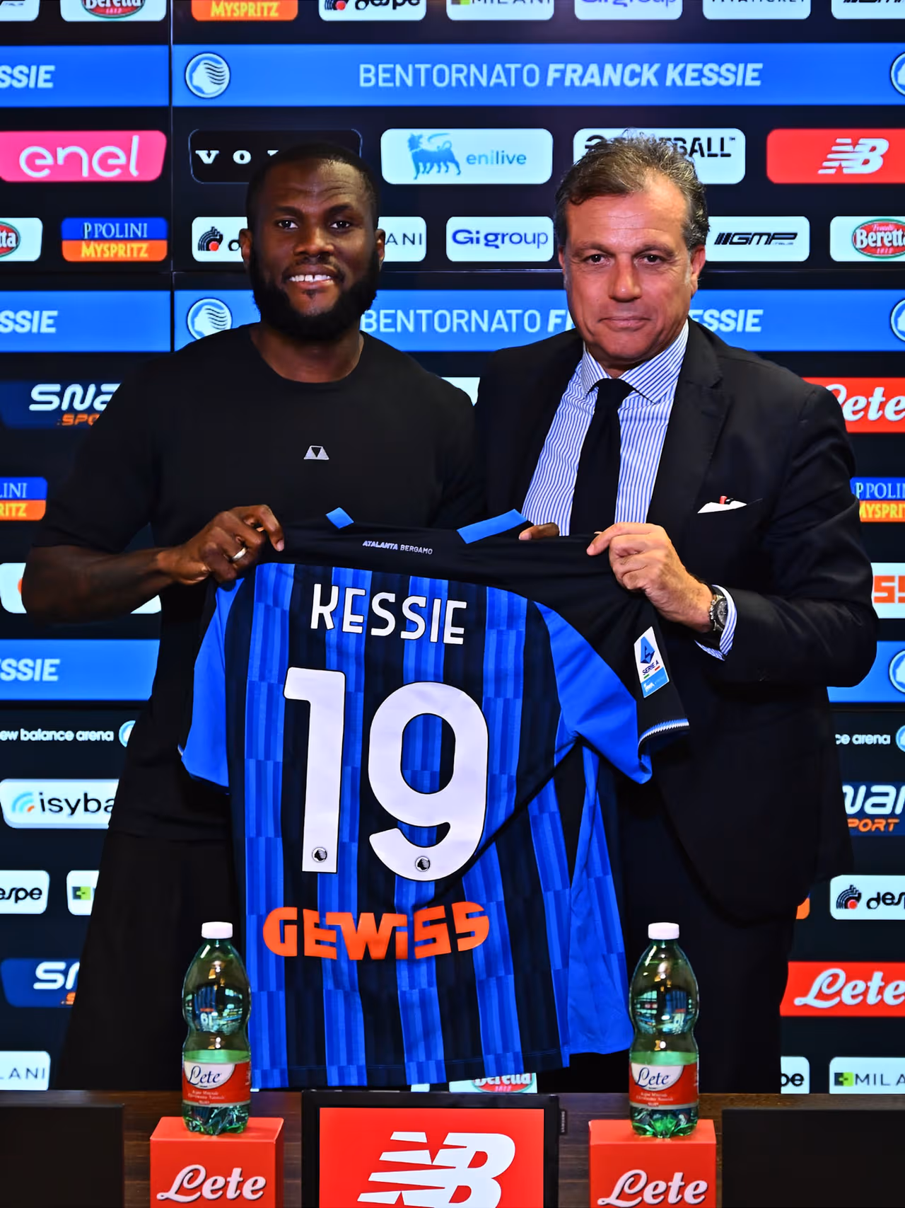 La presentazione ufficiale di Franck Kessie