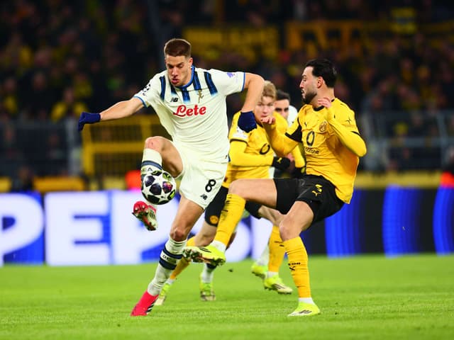 Al Borussia Dortmund il primo round dei playoff