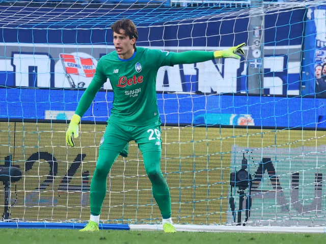 A Como in dieci uomini una grande prova di carattere