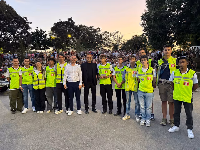 Atalanta celebra la tradizione: insieme alla comunità per lo spettacolo pirotecnico