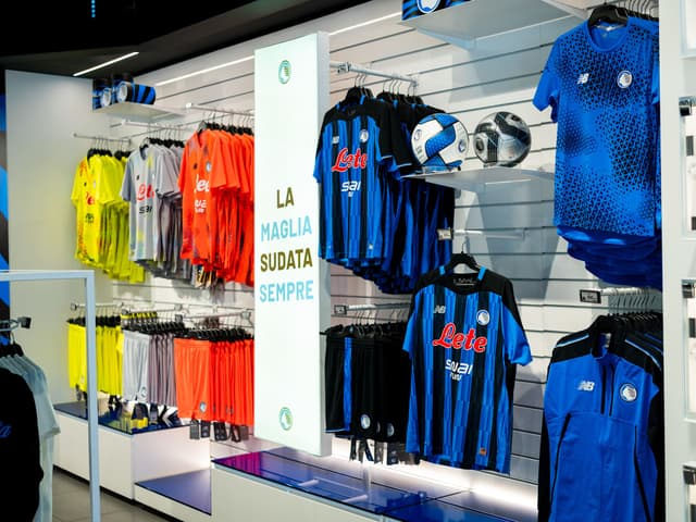 Atalanta Store: disponibili i kit gara Home e Portiere 2026/27