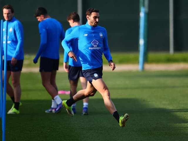 Allenamento mattutino in vista della trasferta a Cagliari